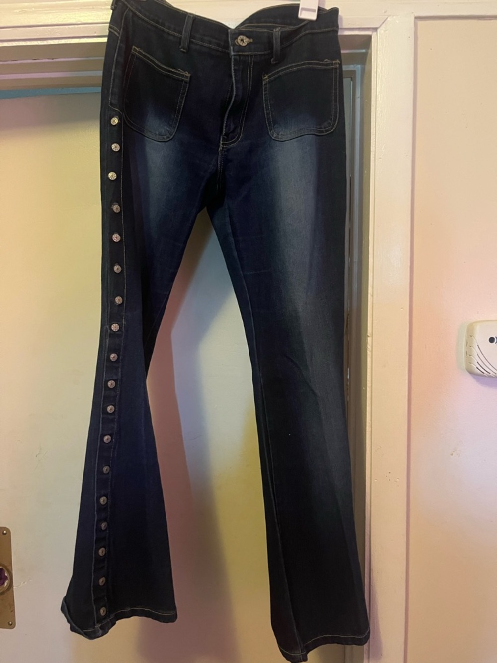 Dark Wash Button-Trim Women's Jeans